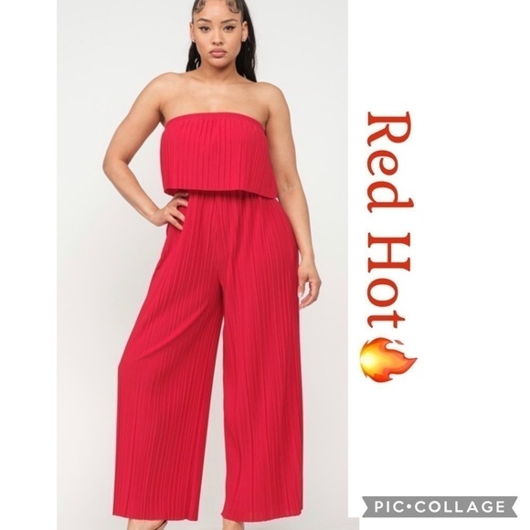 Red Hot!🔥 Red Hot Pleated Jumper - Picture 1 of 3